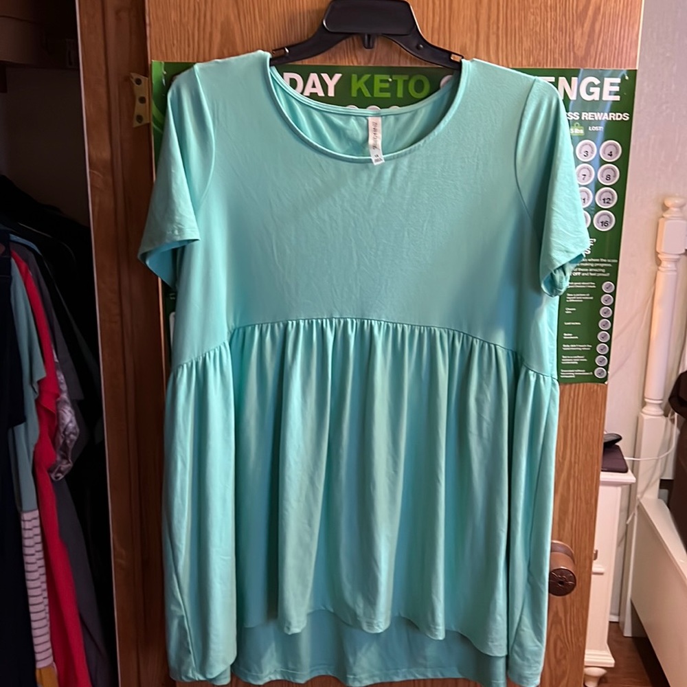 Zenana aqua babydoll top size 1X